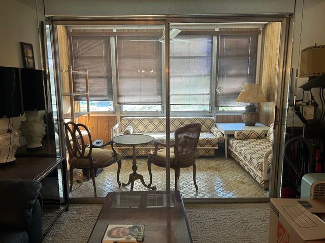 7877 Golf Circle Drive 211, Margate, FL 33063
