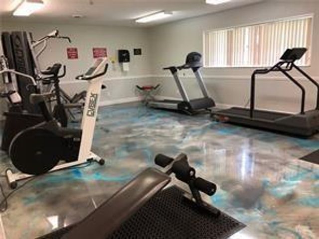 7877 Golf Circle Drive 211, Margate, FL 33063