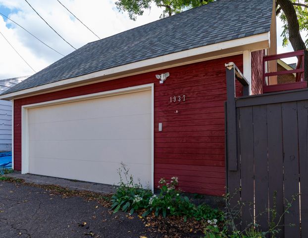 1937 Selby Avenue, Saint Paul, MN 55104