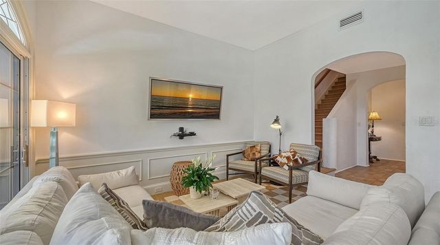 33 BISHOPS COURT ROAD 118, Osprey, FL 34229