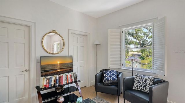 33 BISHOPS COURT ROAD 118, Osprey, FL 34229