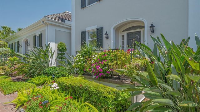 33 BISHOPS COURT ROAD 118, Osprey, FL 34229