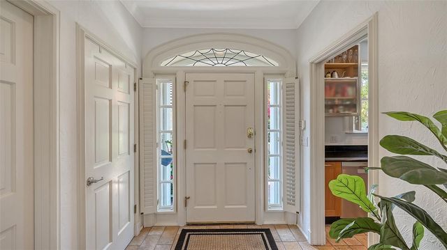 33 BISHOPS COURT ROAD 118, Osprey, FL 34229