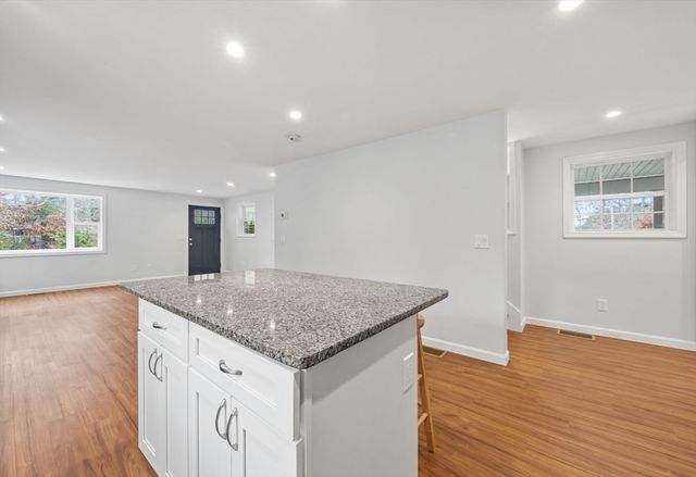 259 Park Ave, Wareham, MA 02538