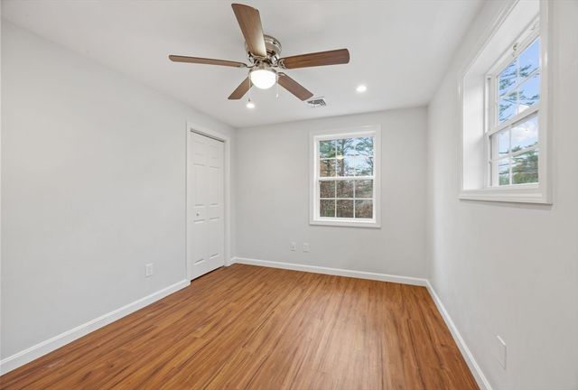 259 Park Ave, Wareham, MA 02538