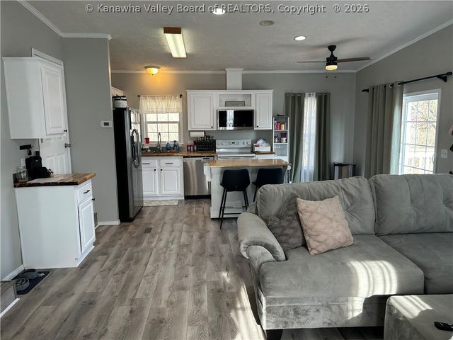 202 Blackbird Drive, Ashton, WV 25503