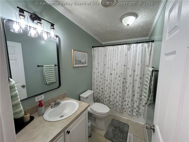 202 Blackbird Drive, Ashton, WV 25503