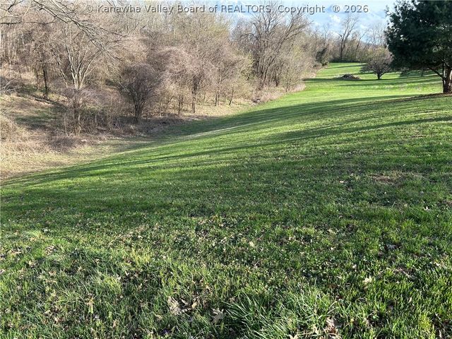 202 Blackbird Drive, Ashton, WV 25503