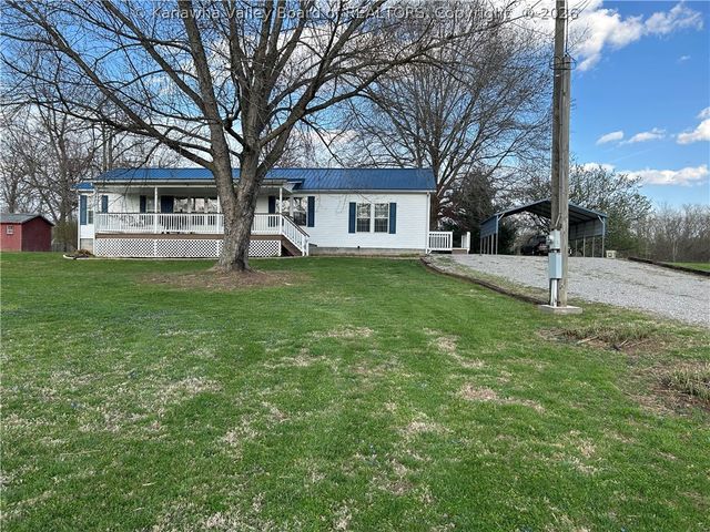 202 Blackbird Drive, Ashton, WV 25503