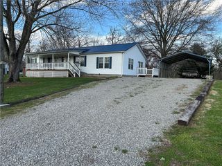 202 Blackbird Drive, Ashton, WV 25503