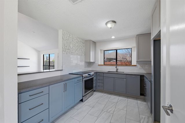 4238 Emerson Drive, Grand Prairie, TX 75052