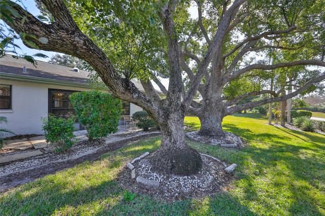 1610 LELAND DRIVE, Sun City Center, FL 33573