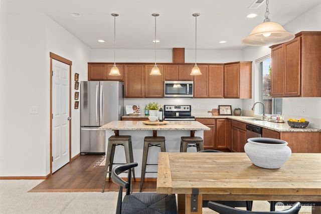 4843 Shelby Place, Mount Vernon, WA 98274