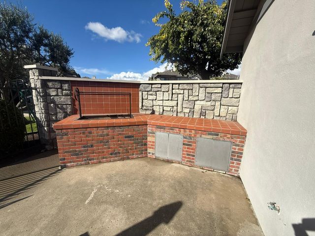 1053 Riker Street 6, Salinas, CA 93901