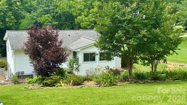 20 Ridge Cross Road, Asheville, NC 28805