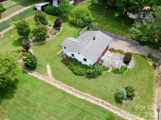 20 Ridge Cross Road, Asheville, NC 28805