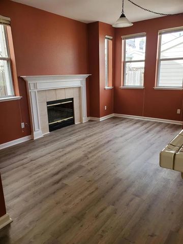 106 Village Circle, Santa Cruz, CA 95060