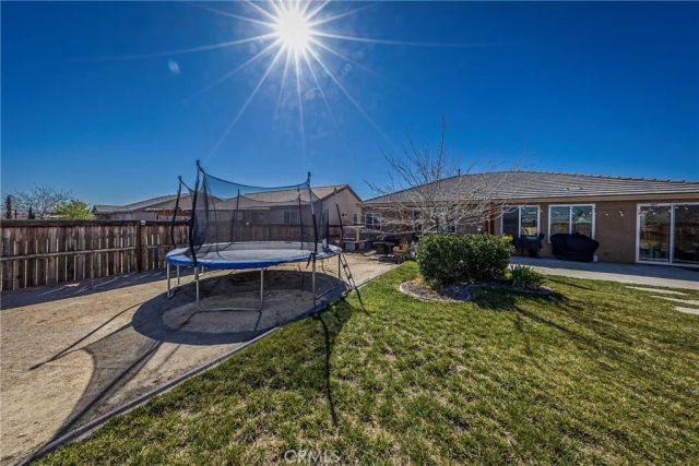 13974 Old Mill Ln., Victorville, CA 92394