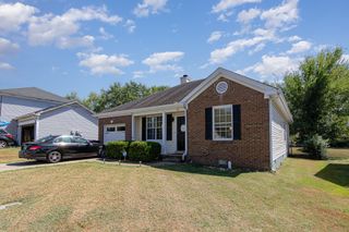 96 Grassmire Dr, Clarksville, TN 37042