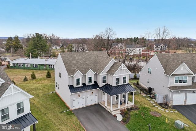 15 PATRICIA DR, Trappe, PA 19426