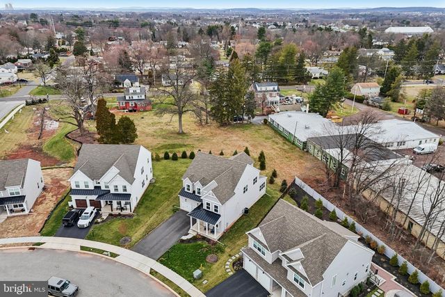15 PATRICIA DR, Trappe, PA 19426