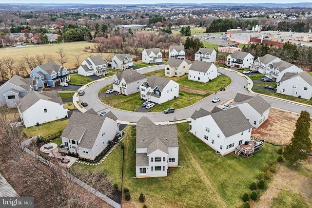 15 PATRICIA DR, Trappe, PA 19426