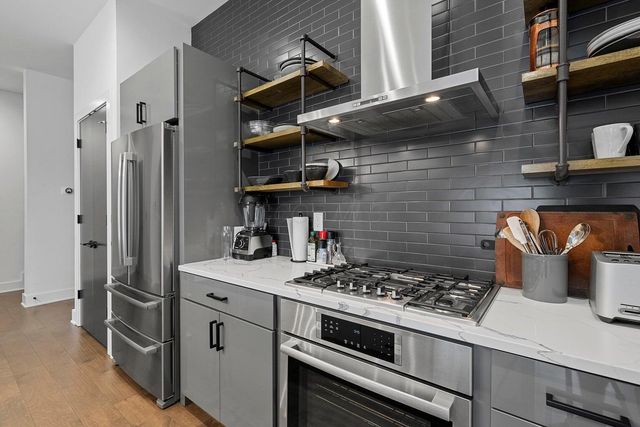 236 Neruda Avenue, 16, Columbus, OH 43215