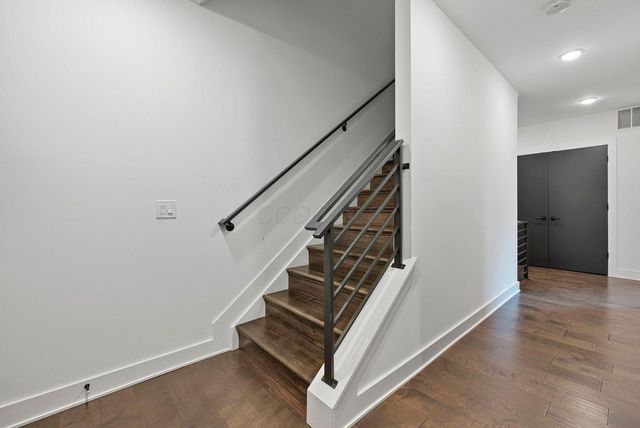 236 Neruda Avenue, 16, Columbus, OH 43215