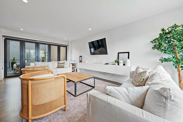 236 Neruda Avenue, 16, Columbus, OH 43215