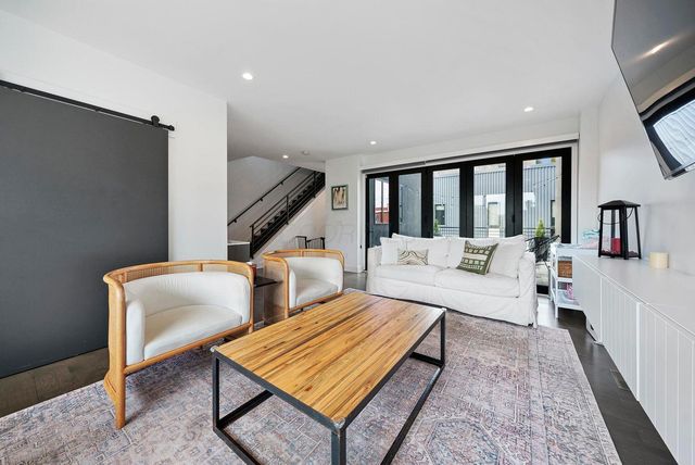 236 Neruda Avenue, 16, Columbus, OH 43215