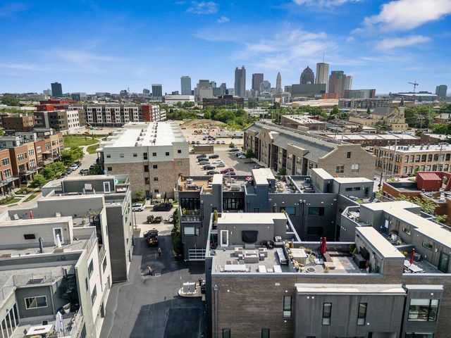 236 Neruda Avenue, 16, Columbus, OH 43215