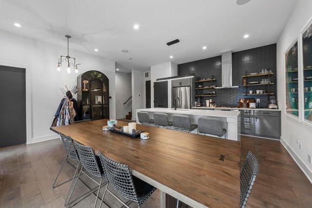 236 Neruda Avenue, 16, Columbus, OH 43215