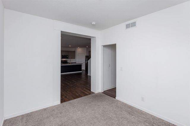 2103 NW Greenwood Street, Ankeny, IA 50023