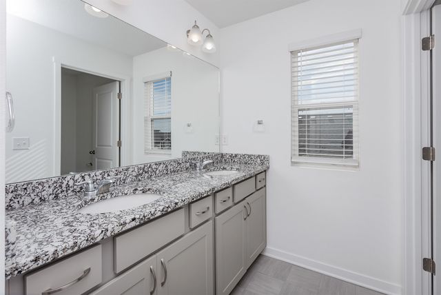 2103 NW Greenwood Street, Ankeny, IA 50023