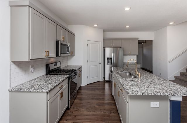 2103 NW Greenwood Street, Ankeny, IA 50023