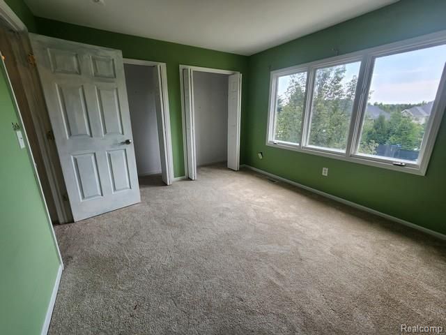 481 Overlook Drive, Oxford Charter Township, MI 48371