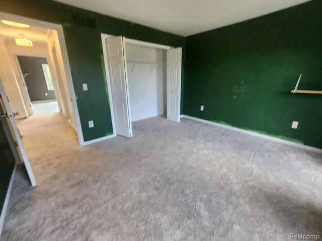 481 Overlook Drive, Oxford Charter Township, MI 48371