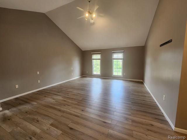481 Overlook Drive, Oxford Charter Township, MI 48371