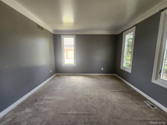 481 Overlook Drive, Oxford Charter Township, MI 48371