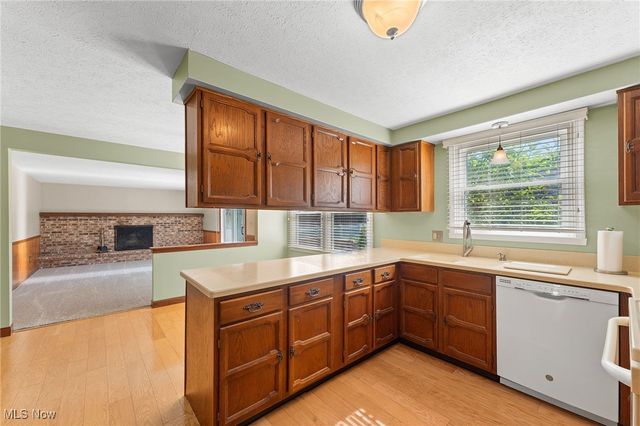 2474 Cardigan Drive, Akron, OH 44333