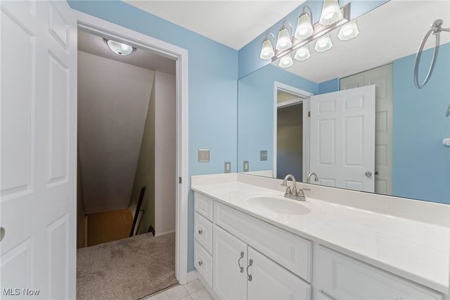 2474 Cardigan Drive, Akron, OH 44333