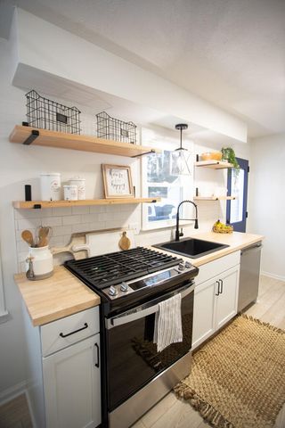 1452 Edward Avenue Se, City Of Grand Rapids, MI 49507