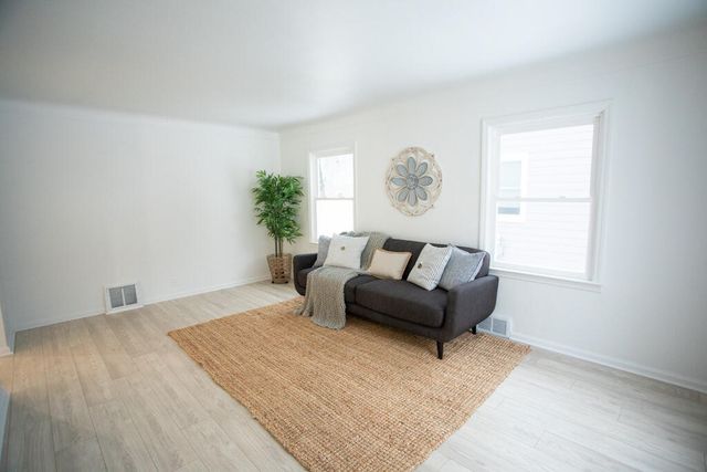 1452 Edward Avenue Se, City Of Grand Rapids, MI 49507