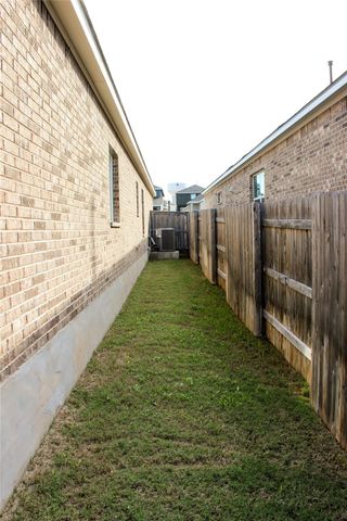 170 Maravillas BND, Bastrop, TX 78602