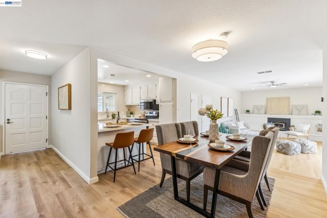 1684 Ramblewood Way, Pleasanton, CA 94566