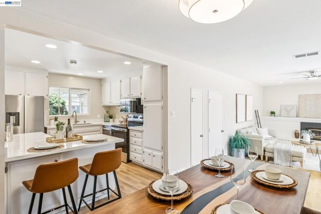 1684 Ramblewood Way, Pleasanton, CA 94566