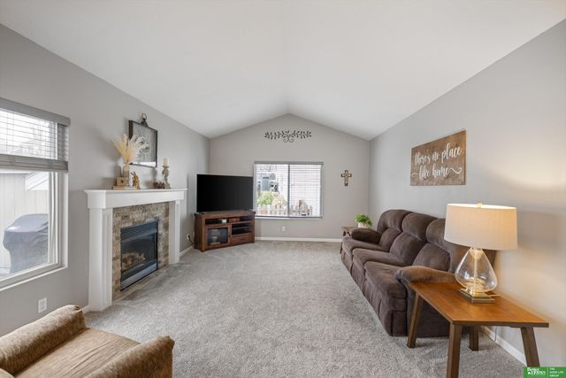 14819 Sprague Street, Omaha, NE 68116