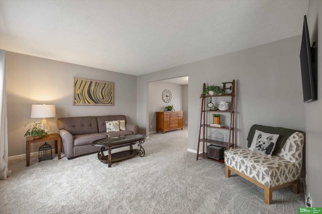 14819 Sprague Street, Omaha, NE 68116