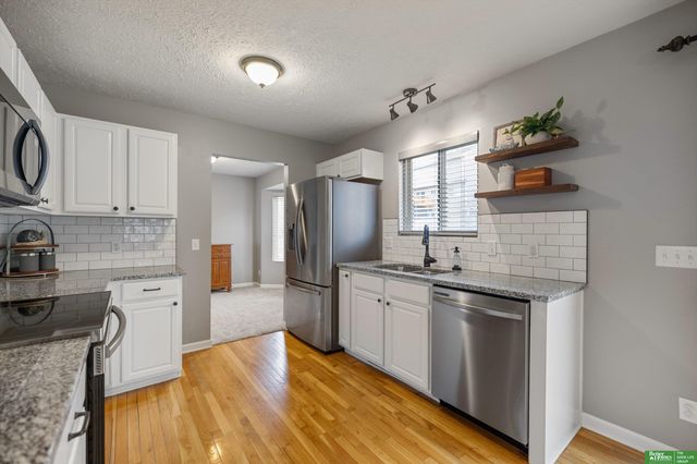 14819 Sprague Street, Omaha, NE 68116