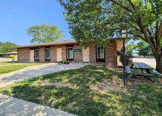 1134 S Linden Road, Flint, MI 48532